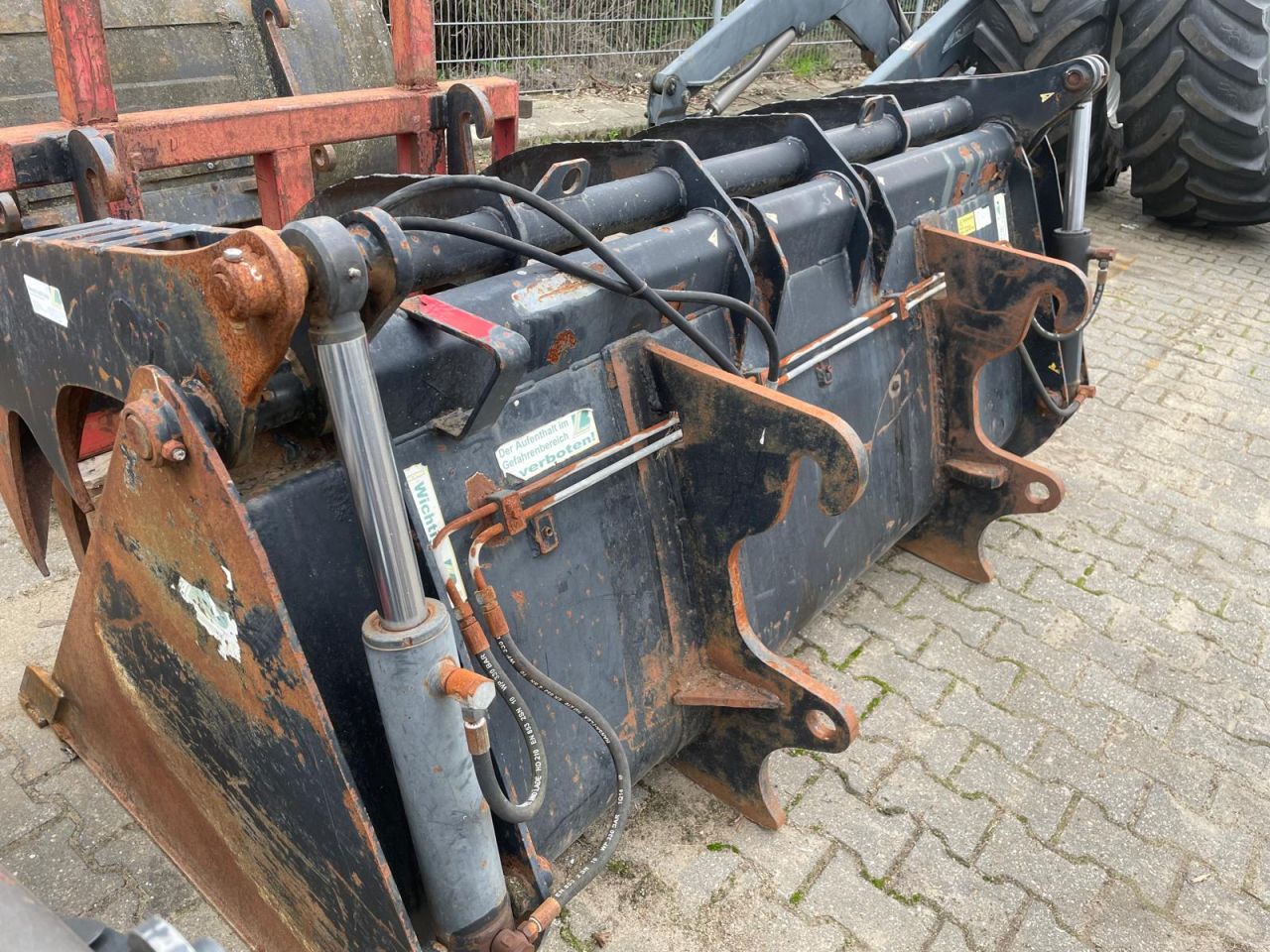 Bressel und Lade SL silagegrijper