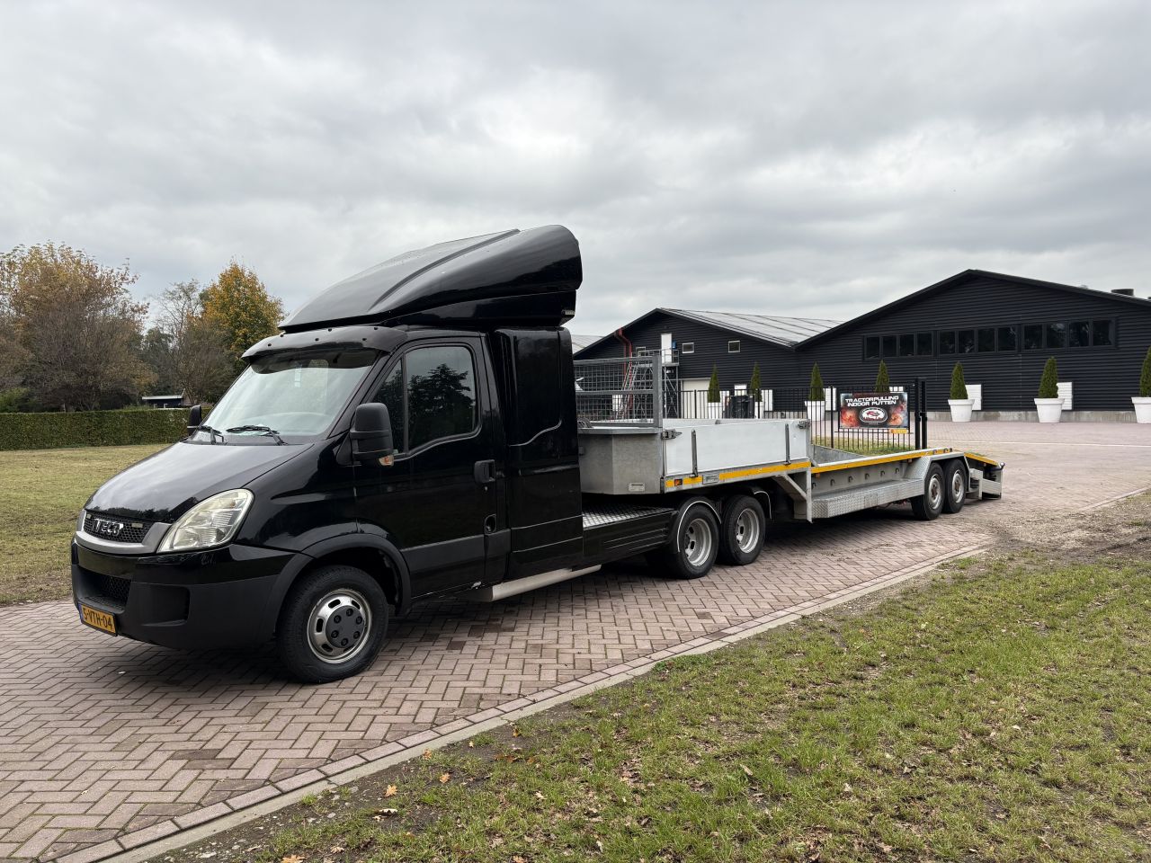 Be trekker Iveco Daily 50C17 jeep-as - semi kuip met knikvloer