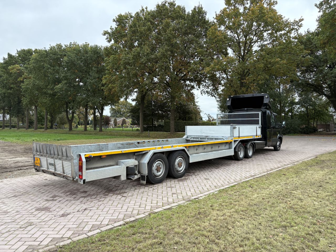 Be trekker Iveco Daily 50C17 jeep-as - semi kuip met knikvloer