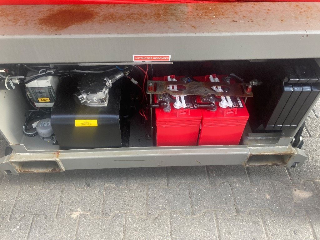 Holland Lift HL 9714