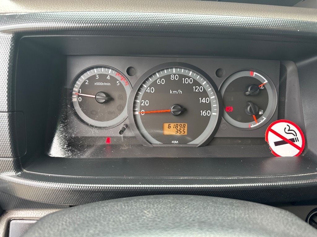 Palfinger P 260 B op Nissan Cabstar