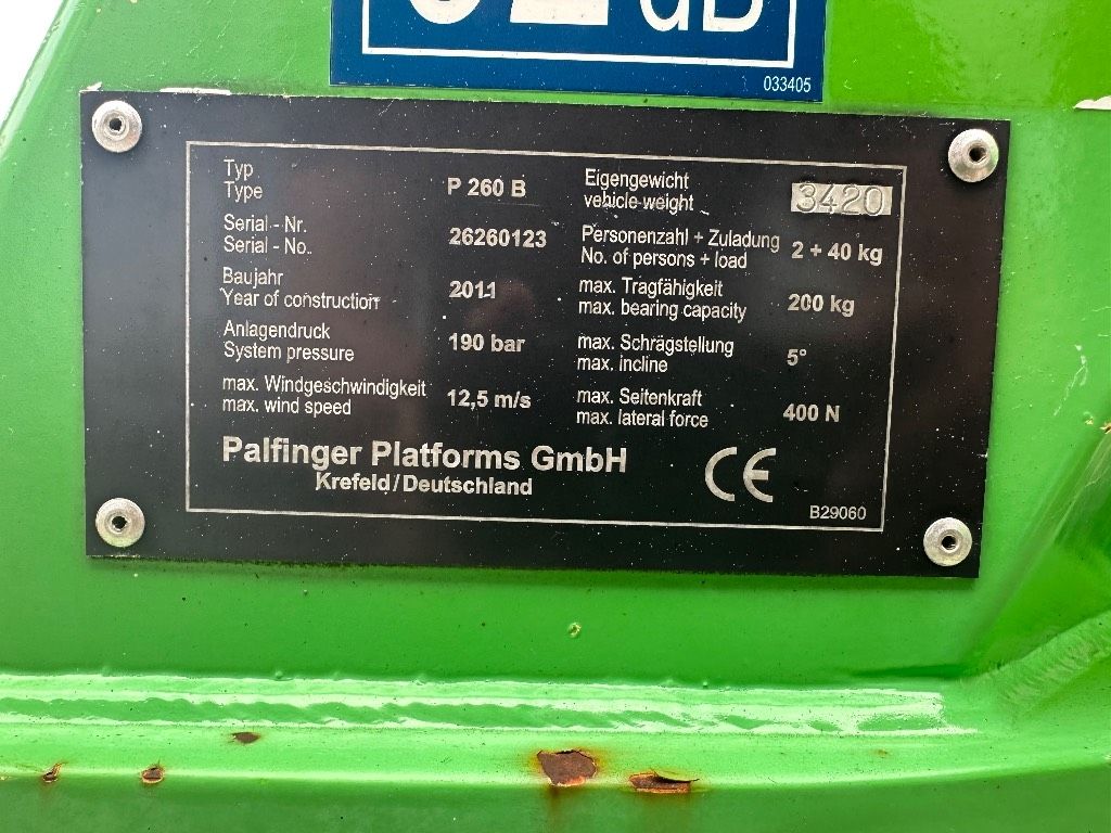 Palfinger P 260 B op Nissan Cabstar