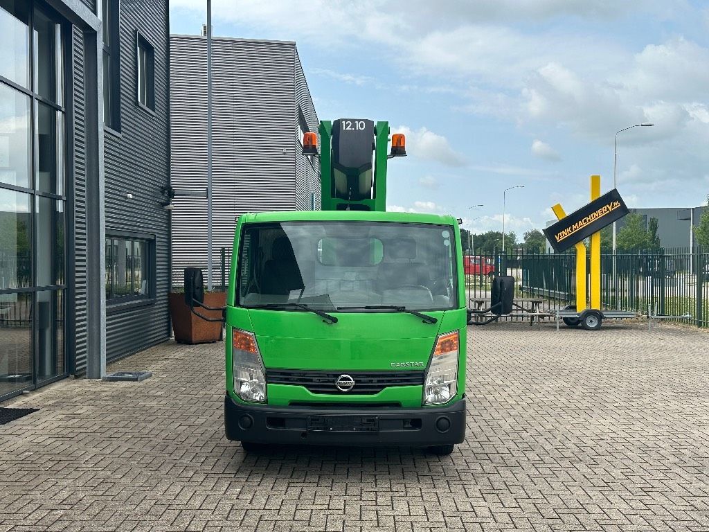 Palfinger P 260 B op Nissan Cabstar