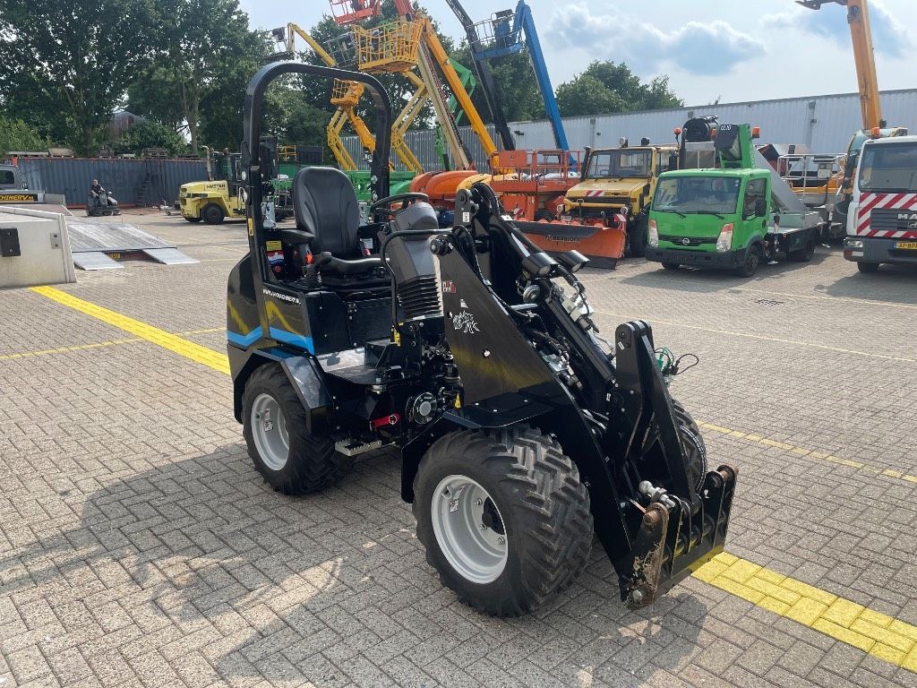 GiANT G 2200 E
