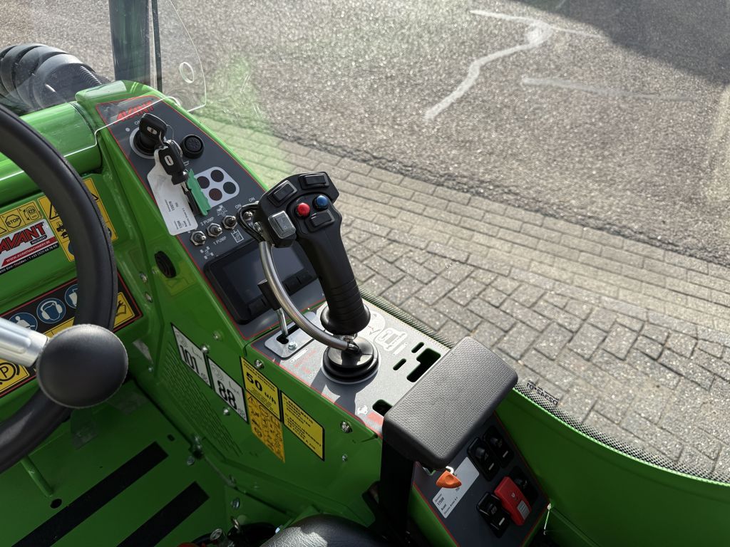 Avant 755i TDS