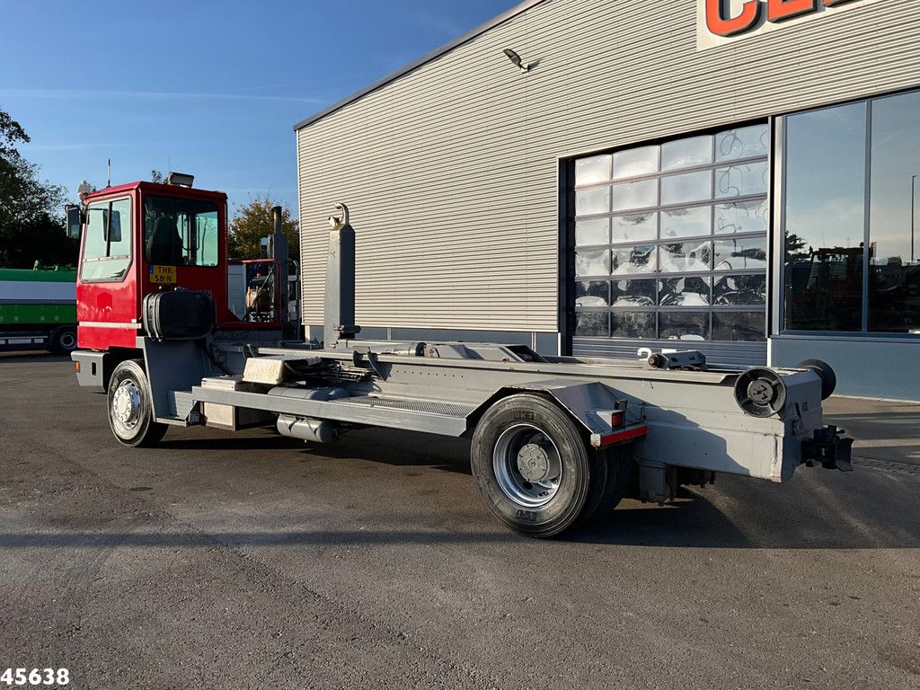 Terberg YT180 VDL 25 Ton haakarmsysteem
