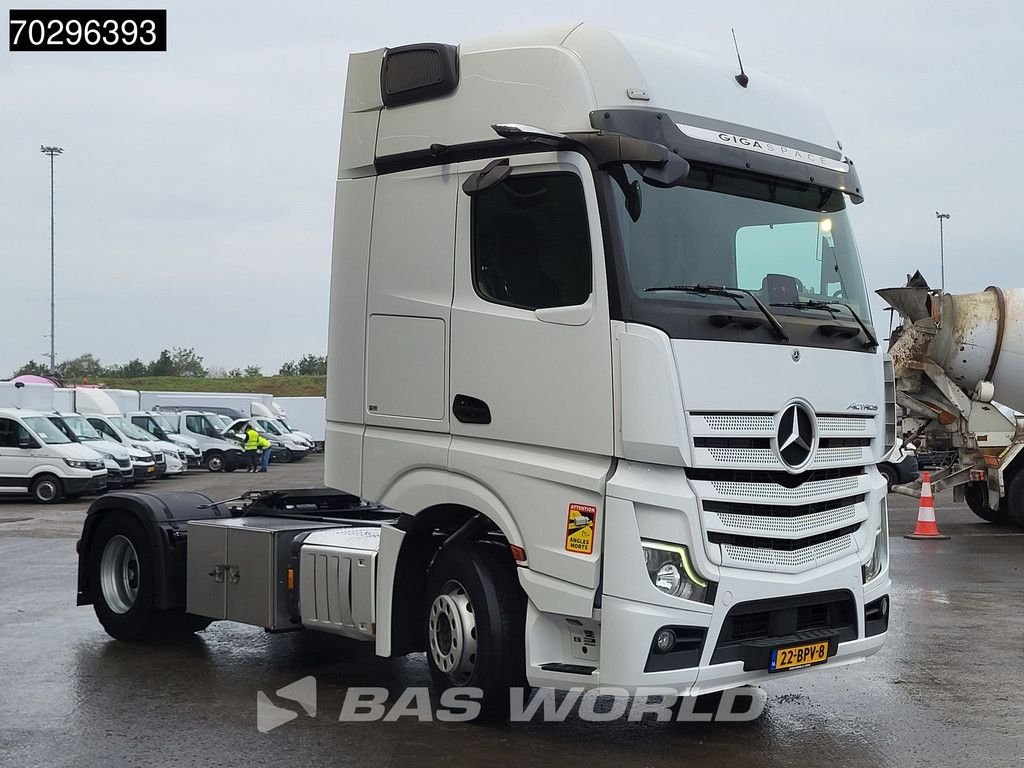 Mercedes Actros 1942 4X2 GigaSpace NL-Truck Standairco Navi Euro 6