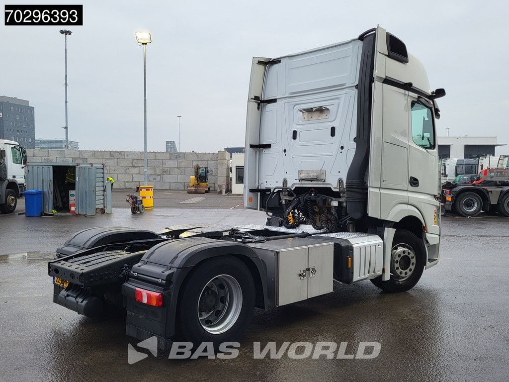 Mercedes Actros 1942 4X2 GigaSpace NL-Truck Standairco Navi Euro 6