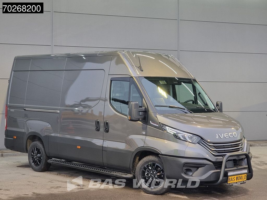 Iveco Daily 35S21 Automaat 2025model Black Edition L2H2 Trekhaak ACC LED CarPlay Camera 12m3 Airco Trekhaak