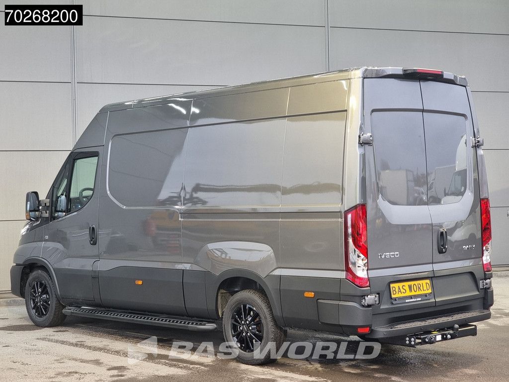 Iveco Daily 35S21 Automaat 2025model Black Edition L2H2 Trekhaak ACC LED CarPlay Camera 12m3 Airco Trekhaak