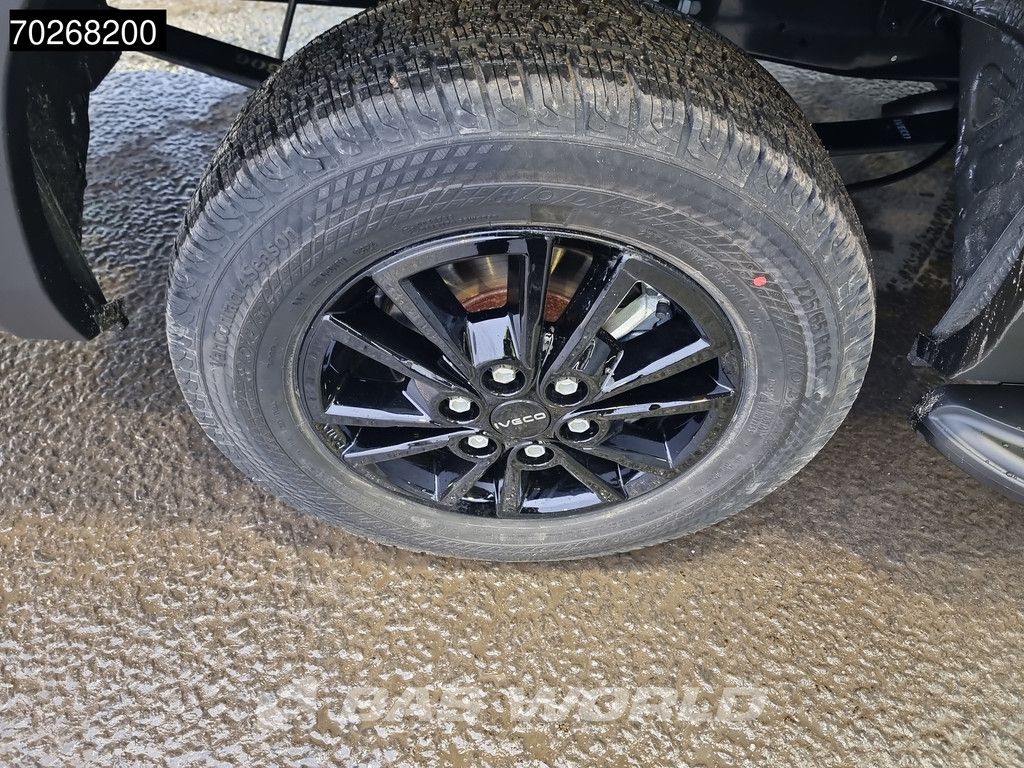 Iveco Daily 35S21 Automaat 2025model Black Edition L2H2 Trekhaak ACC LED CarPlay Camera 12m3 Airco Trekhaak