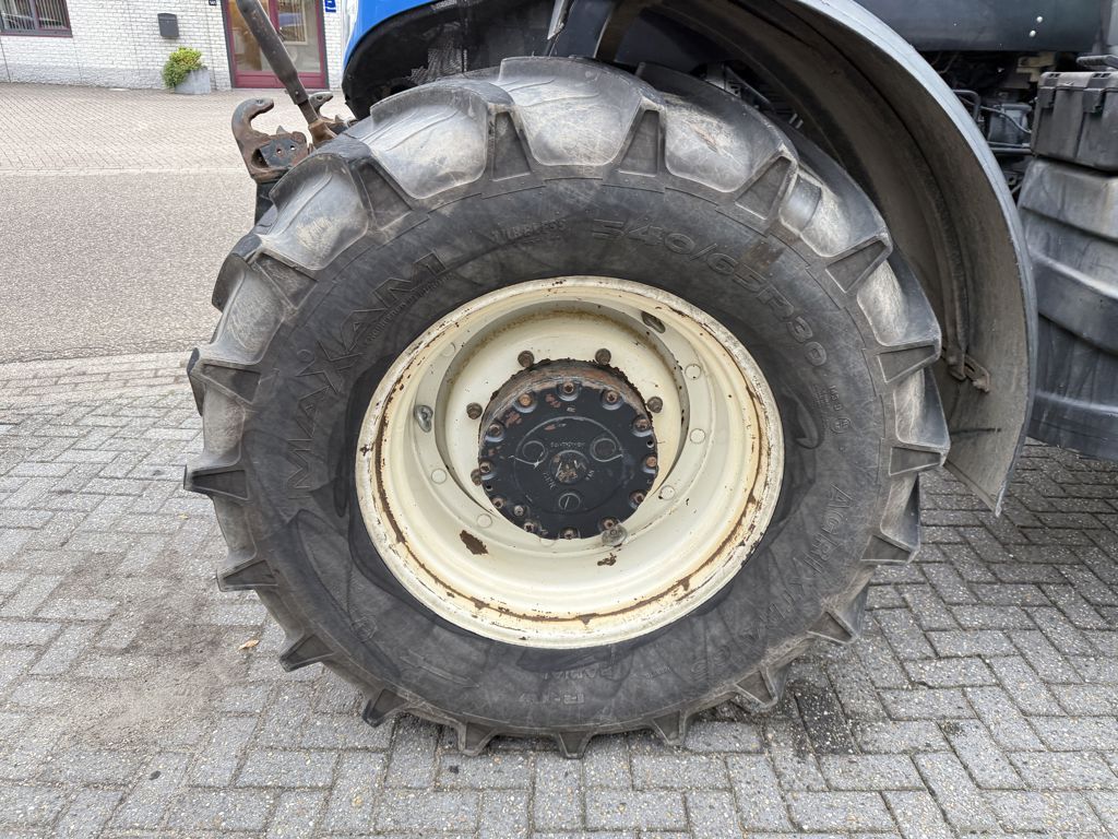 New Holland T7050 Power Command