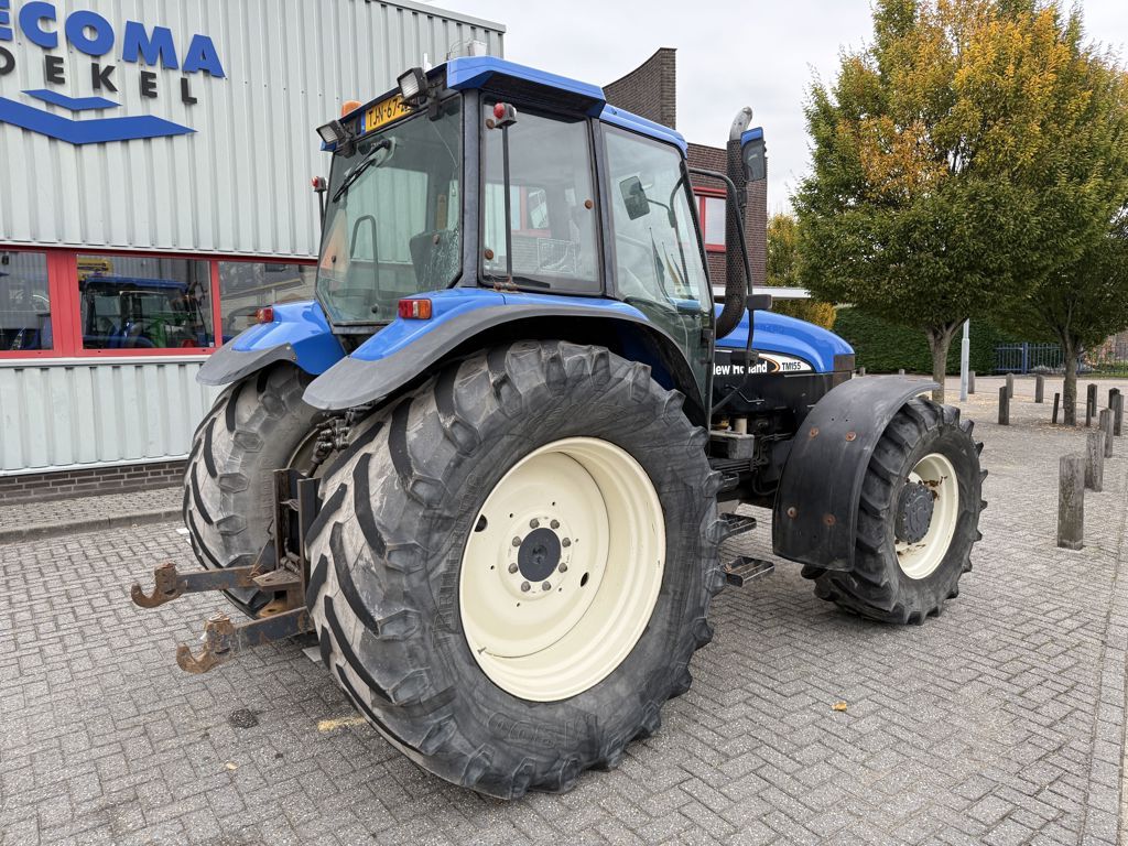 New Holland 8360 Range Command