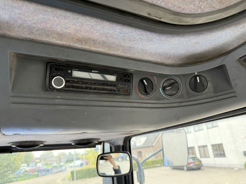 New Holland 8360 Range Command