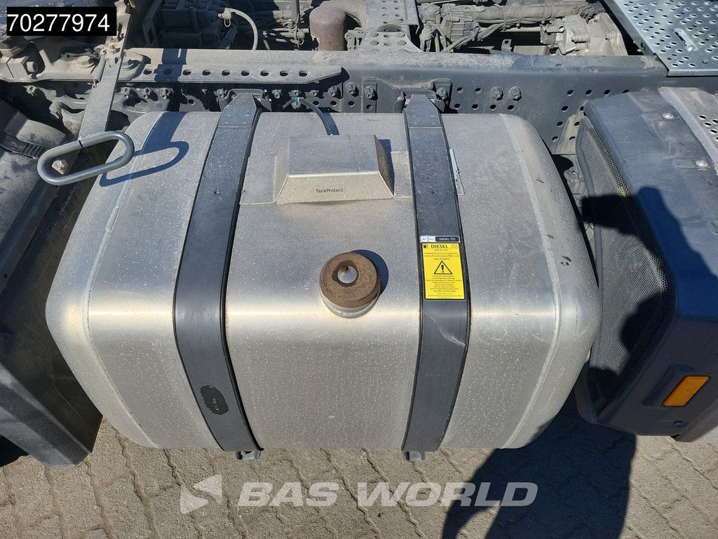 Mercedes Actros Actros 1851 4X2 BigSpace 2x Tanks