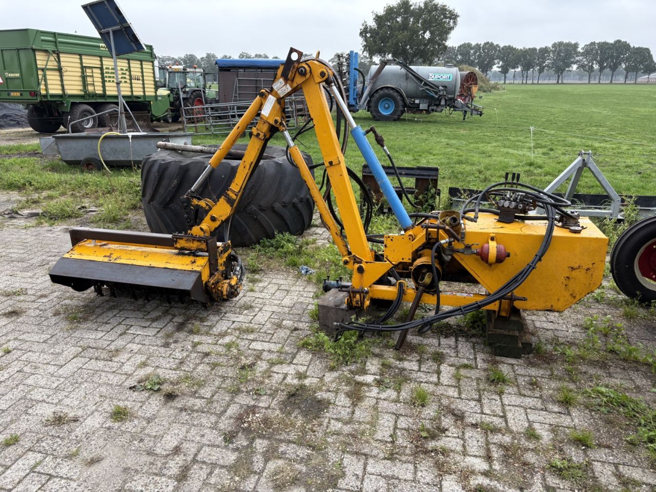 Arm klepelmaaier