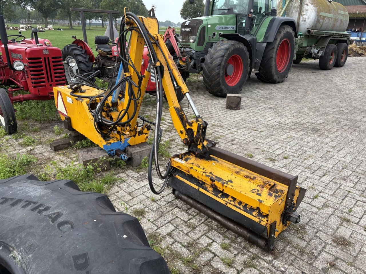 Arm klepelmaaier