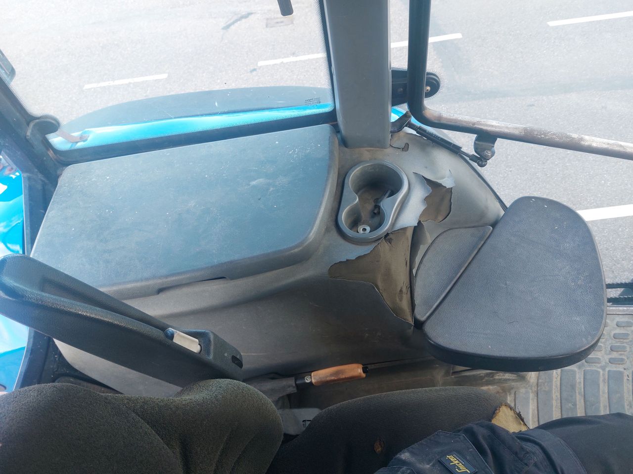 New Holland TM135