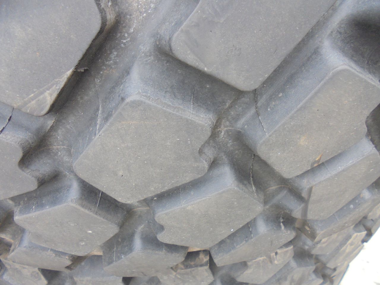 10x michelin XZL 13R22.5