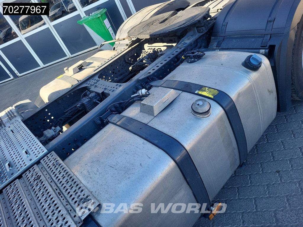 Mercedes Actros Actros 1851 4X2 BigSpace 2xTanks Euro 6