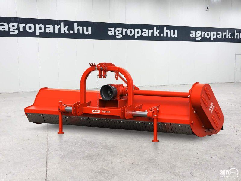 Maschio Brava 200S 1.95 m working width flail mower, 22 hammers, pair of