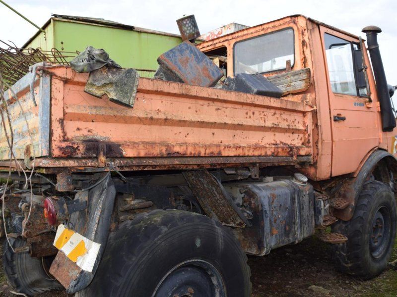 Mercedes-Benz Unimog U1200