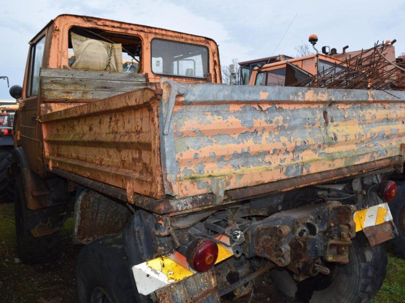 Mercedes-Benz Unimog U1200