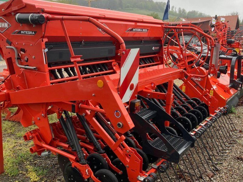 Kuhn Integra 3003