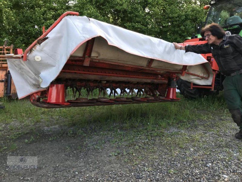 Kuhn FC 313