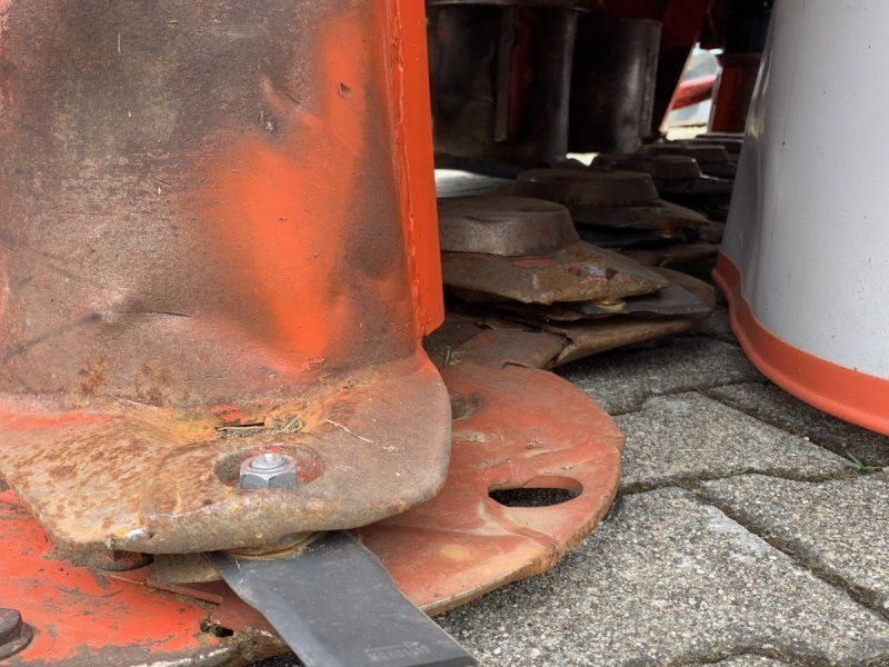 Kuhn GMD 802 F