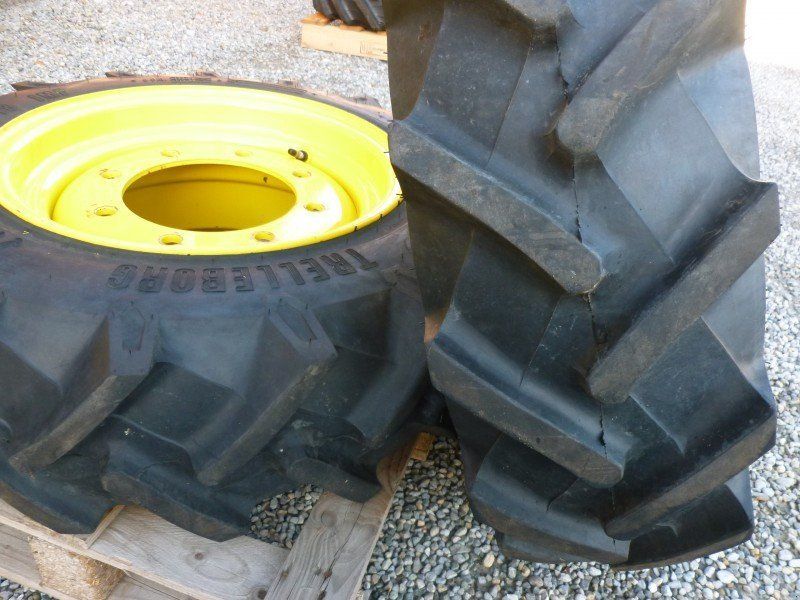 Trelleborg 250/80-18   IM110