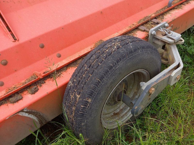 Kuhn RM 320