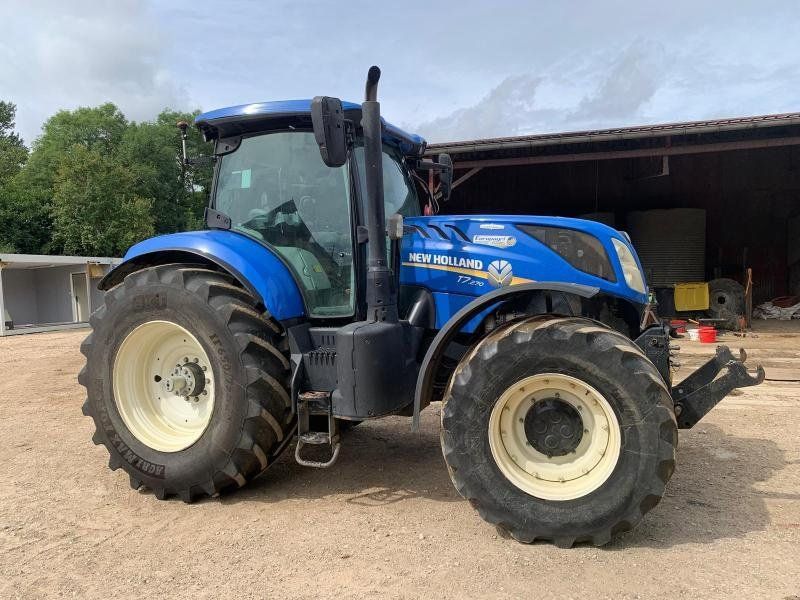 New Holland T7.270AC