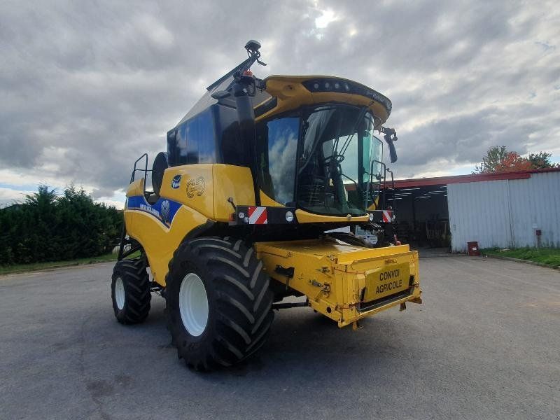 New Holland CH7.70