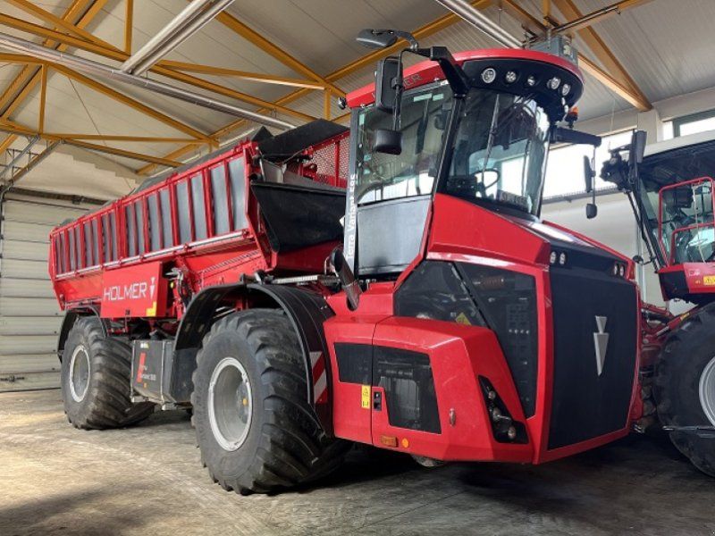 Holmer / Zunhammer Terra Variant 585 zzg. Anbaugeräte