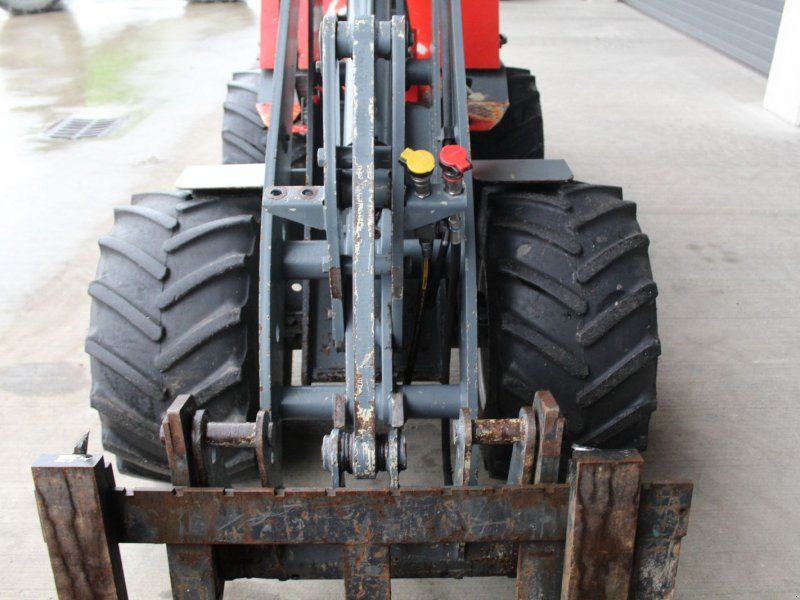 Giant Hoflader D 335 T