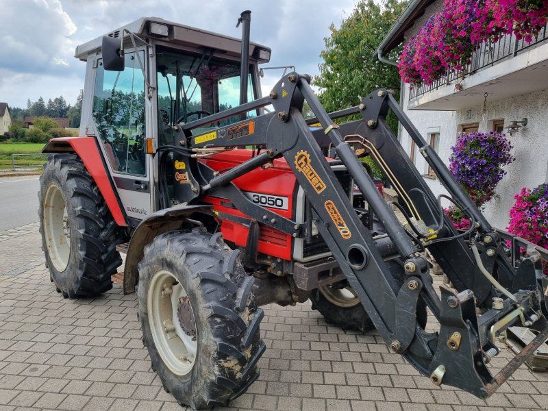 Massey Ferguson 3050