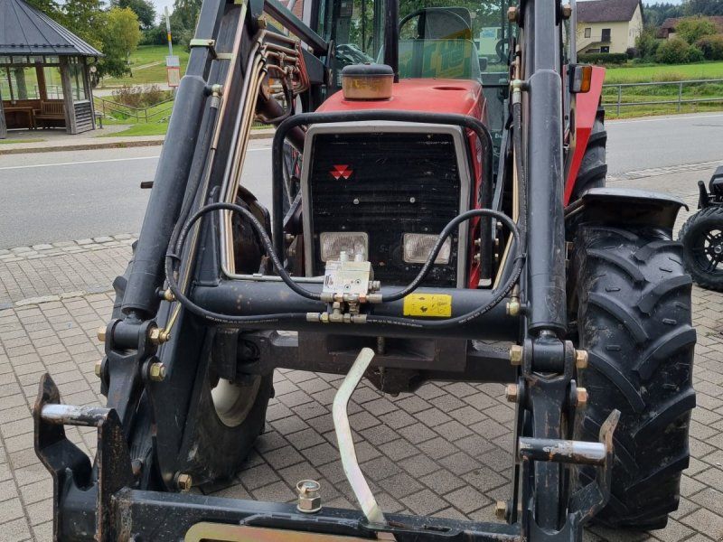 Massey Ferguson 3050