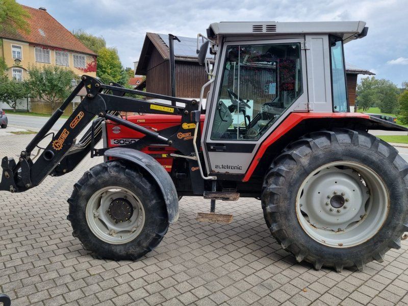 Massey Ferguson 3050