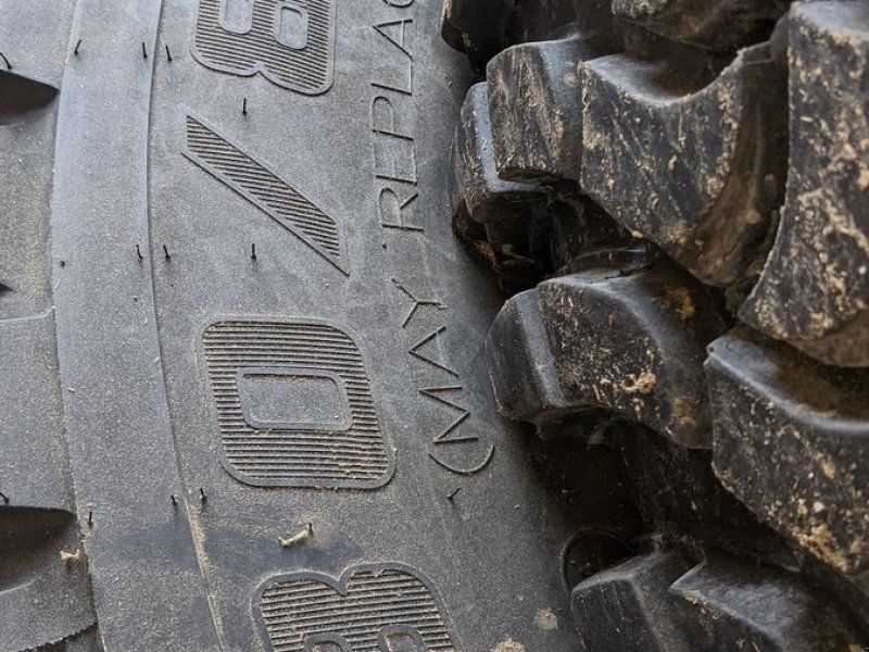 Mitas 480/80R34 und 400/80R24