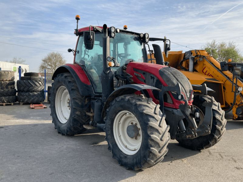 Valtra N 114