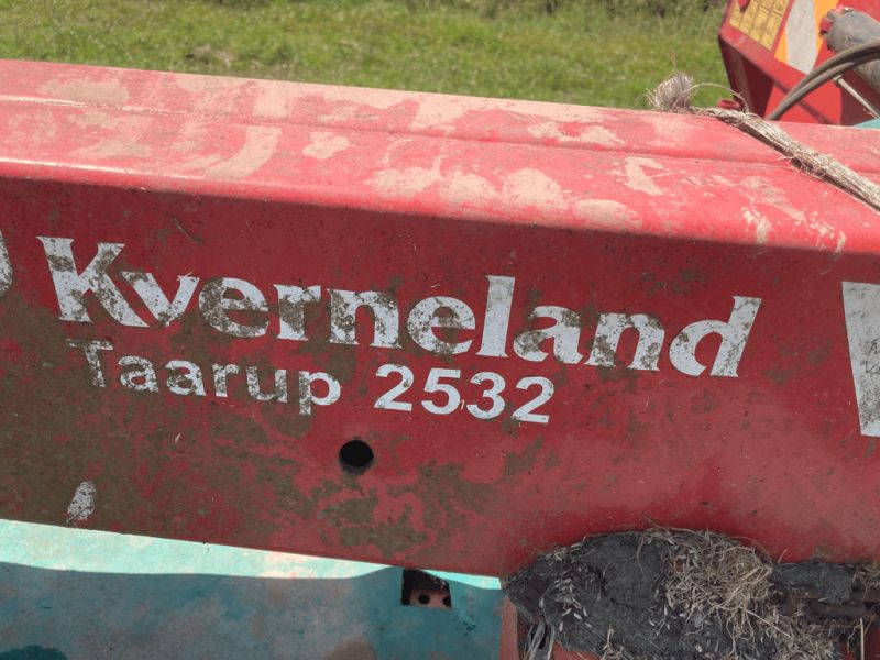 Taarup TA 2532