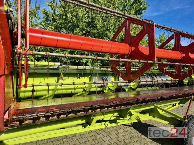 Claas Schneidwerk C 600 mit Rapstisch