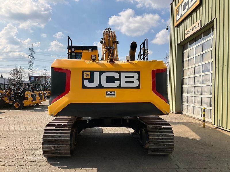 JCB 220X mit Wolff Abbruchgitter