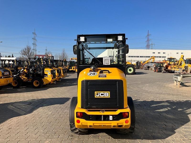 JCB 403 Agri High Lift