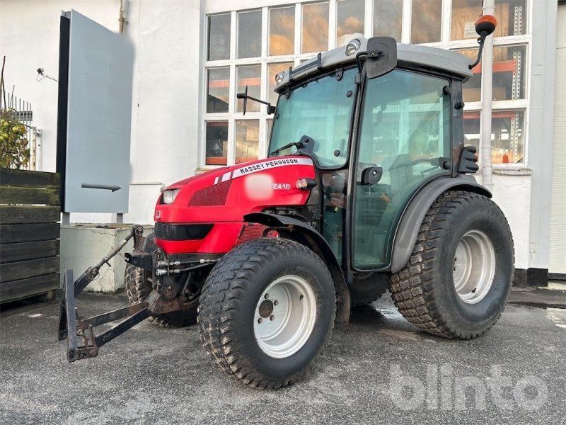 Massey Ferguson 2410