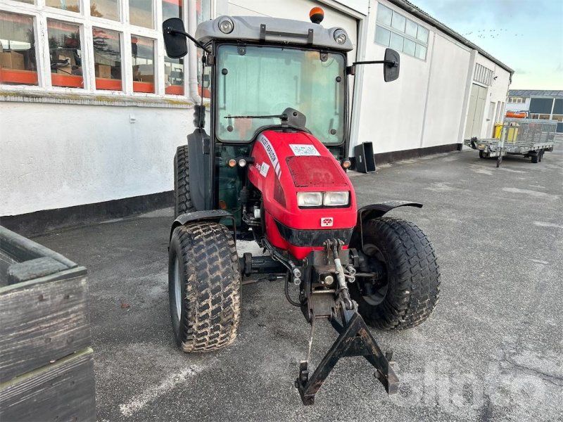 Massey Ferguson 2410