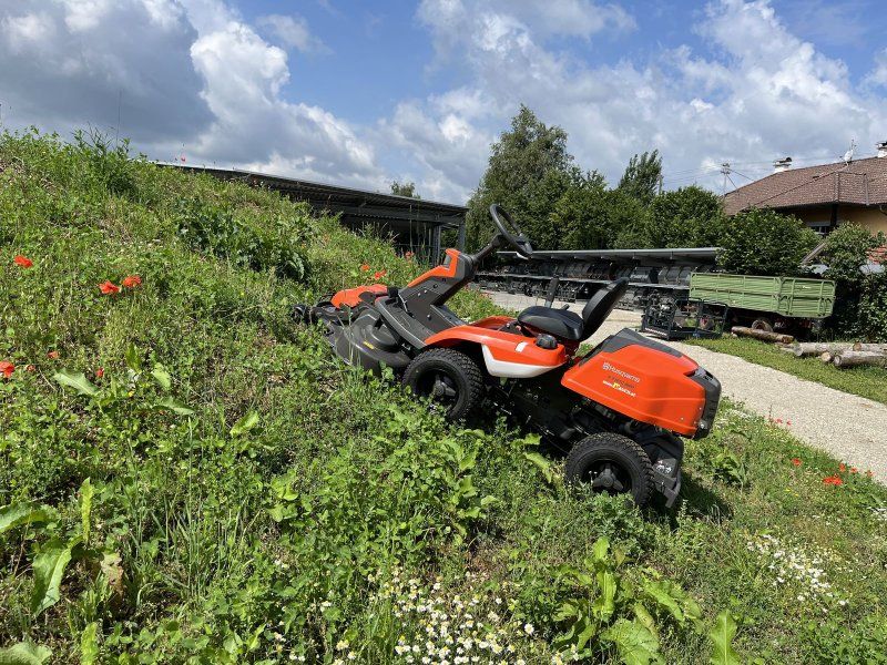 Husqvarna Rider 216TC Allrad  Mähdeck & Schneeschild