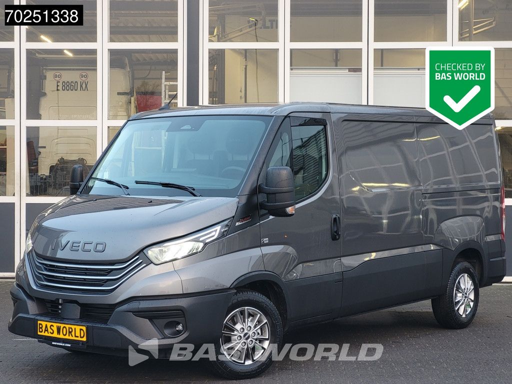 Iveco Daily 35S21 3.0L Automaat L2H1 210PK Laag Dak 2025-Model 3,5t Trekhaak ACC Navi LED Camera Parkeersensoren Euro6 L2 9m3 A/C Towbar
