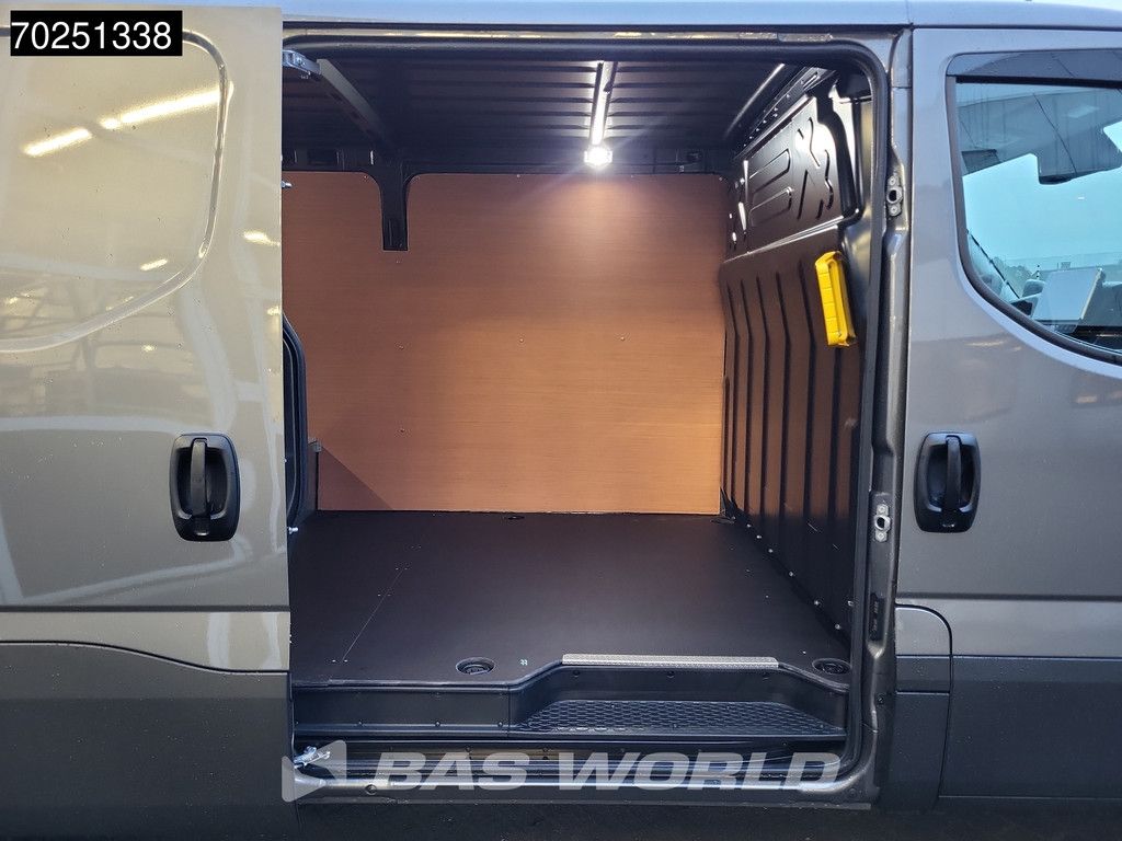 Iveco Daily 35S21 3.0L Automaat L2H1 210PK Laag Dak 2025-Model 3,5t Trekhaak ACC Navi LED Camera Parkeersensoren Euro6 L2 9m3 A/C Towbar
